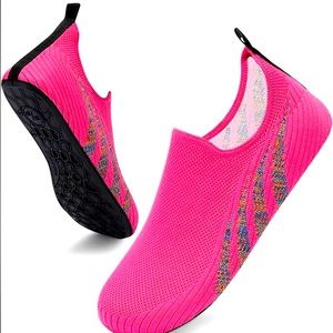 Women/men Water shoes NEW